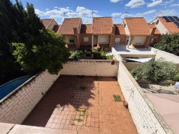 Casa chalet en Venta en Poblete