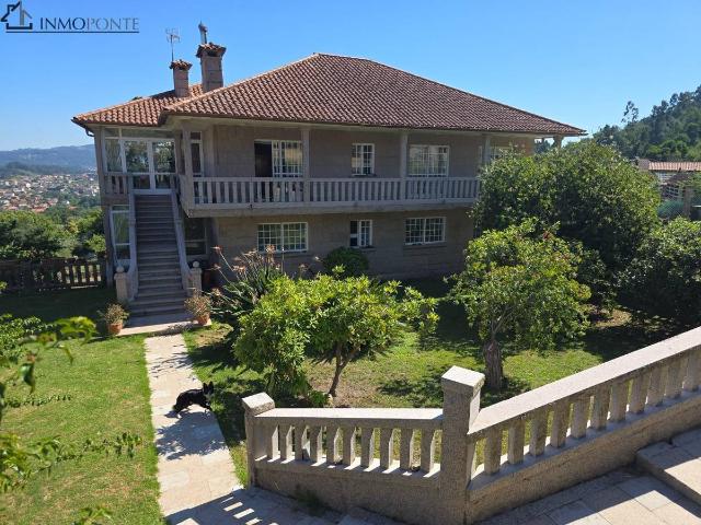 Casa chalet en Venta en San Xoán de Poio