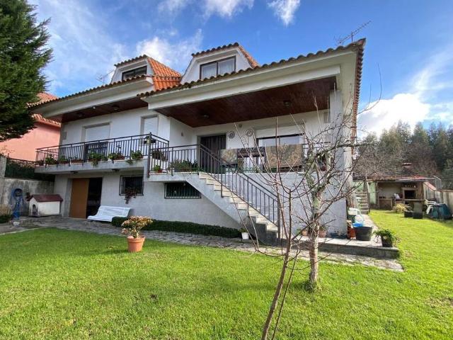 Casa chalet en Venta en San Xoán de Poio
