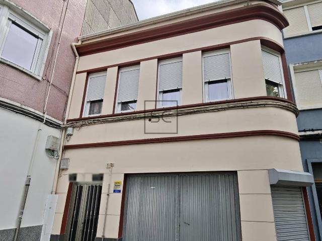 Casa chalet en Venta en Porta Nova