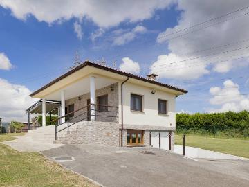 Casa chalet en Venta en Porceyo