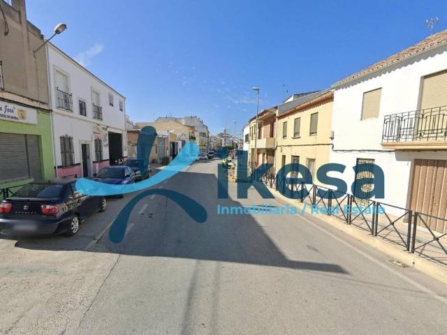 Casa chalet en Venta en Porcuna