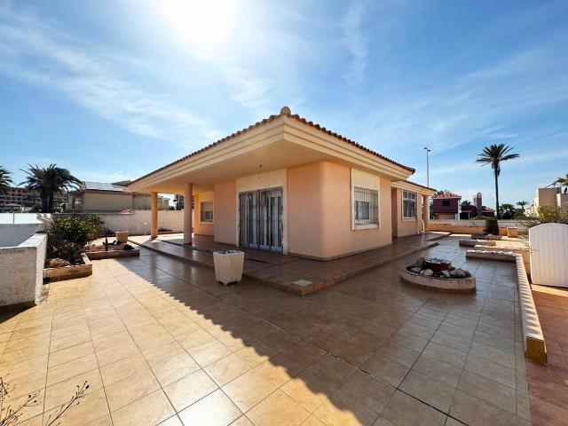 Casa chalet en Venta en Playa del Galán