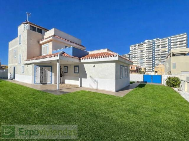 Casa chalet en Venta en Playa del Galán
