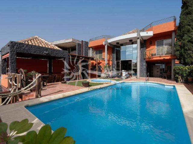 Casa chalet en Venta en Playa Fañabé Alto