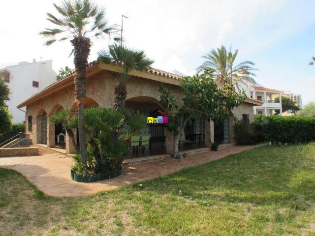 Casa chalet en Venta en Playa Morro de Gos