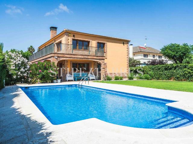Casa chalet en Venta en Pla de Maset Cap de Salou