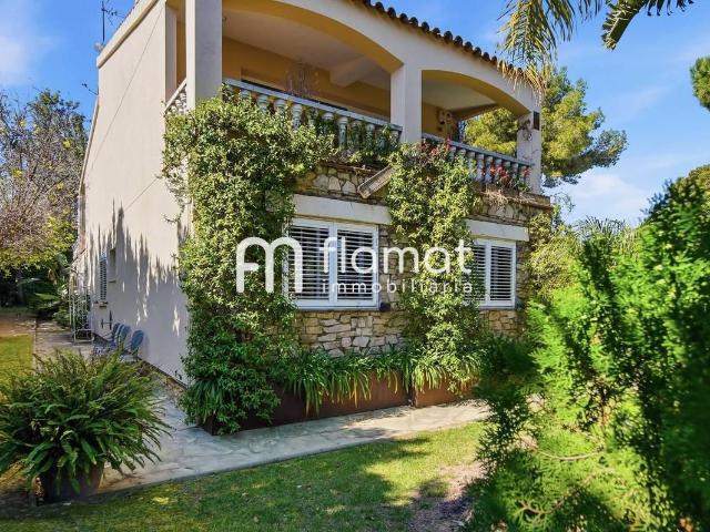 Casa chalet en Venta en Pla de Maset Cap de Salou
