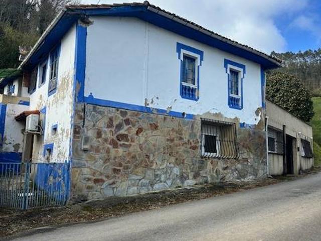 Casa chalet en Venta en Pravia