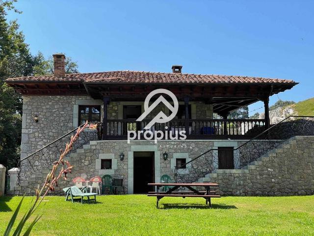 Casa chalet en Venta en Pría Nueva Hontoria Naves