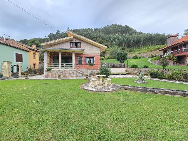 Casa chalet en Venta en Pría Nueva Hontoria Naves