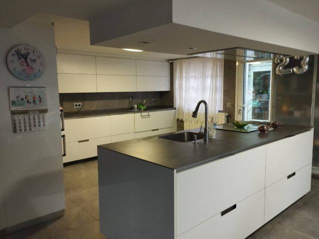 Casa chalet en Venta en Priegue
