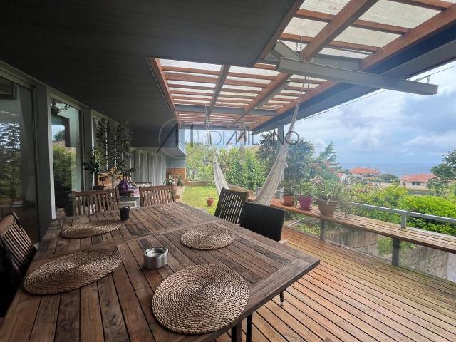 Casa chalet en Venta en Priegue
