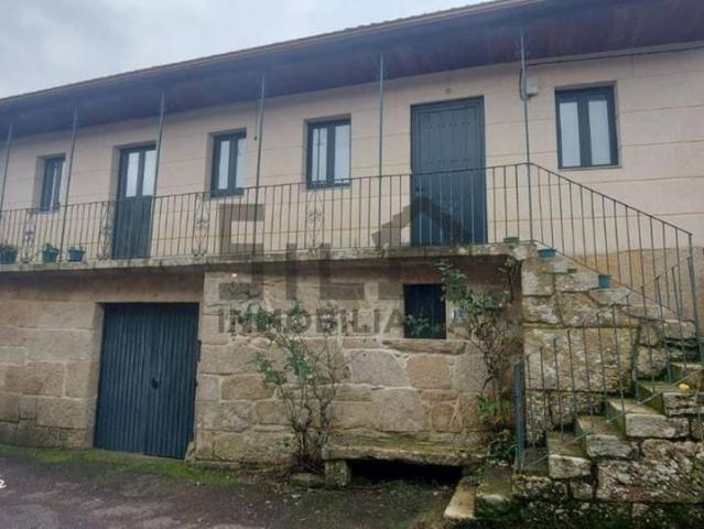 Casa chalet en Venta en Punxín
