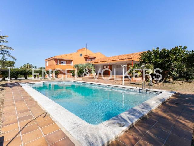 Casa chalet en Venta en Pueblo