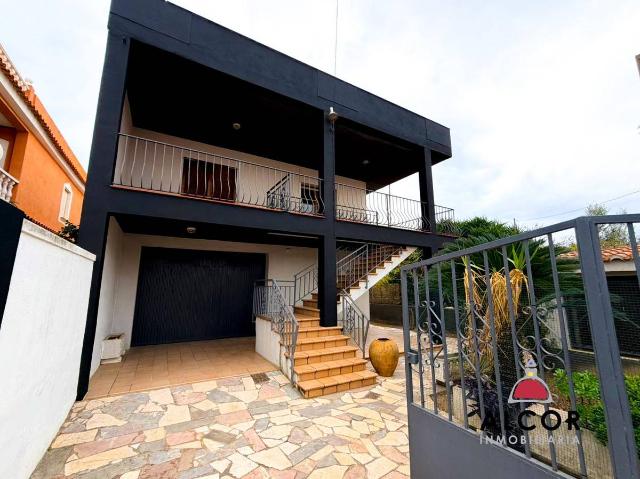Casa chalet en Venta en Pueblo