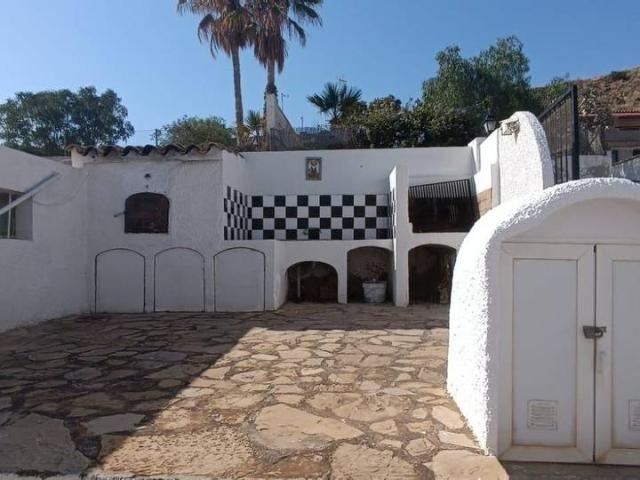 Casa chalet en Venta en Pueblo Acantilado Lanuza