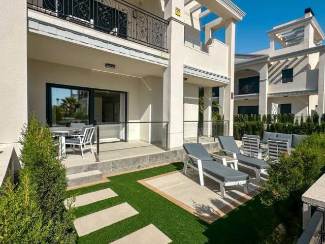 Casa chalet en Venta en Pueblo Bravo