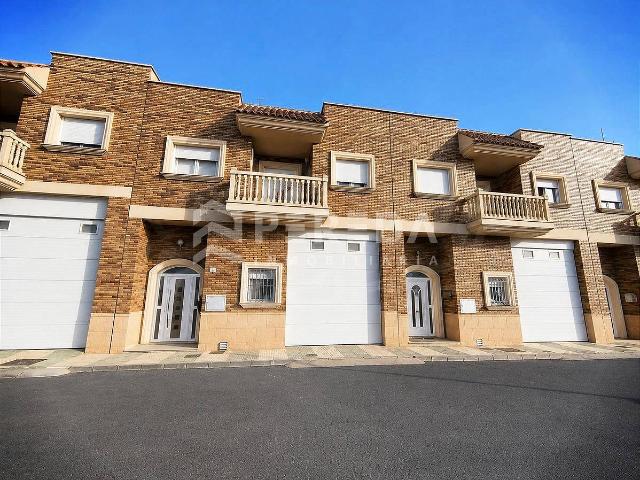Casa chalet en Venta en Puebla de Vícar