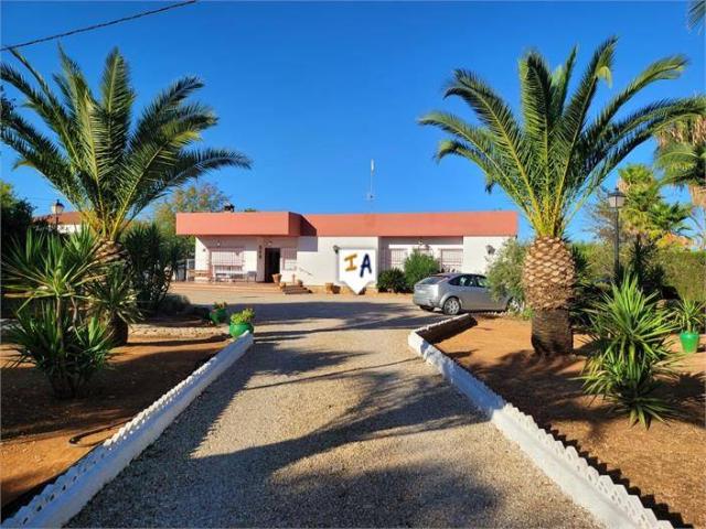 Casa chalet en Venta en Puente Genil