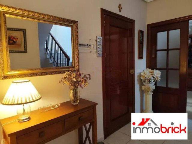 Casa chalet en Venta en Puente Genil