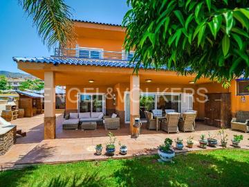 Casa chalet en Venta en Puerto de Santiago
