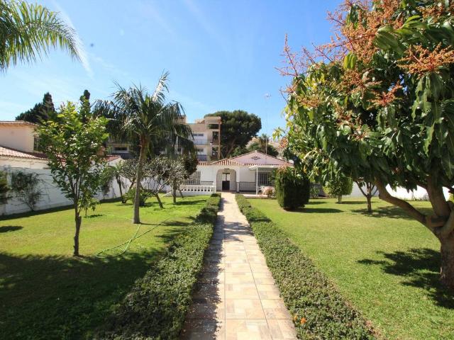 Casa chalet en Venta en Puerto Marina