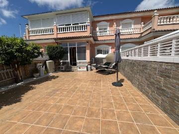 Casa chalet en Venta en Puerto Marino