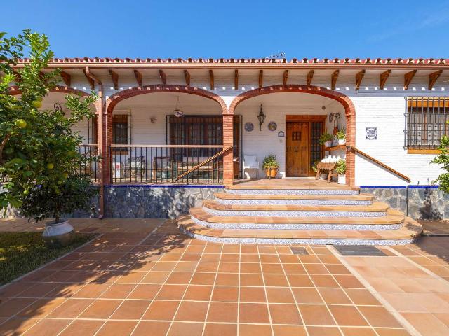 Casa chalet en Venta en Puertosol