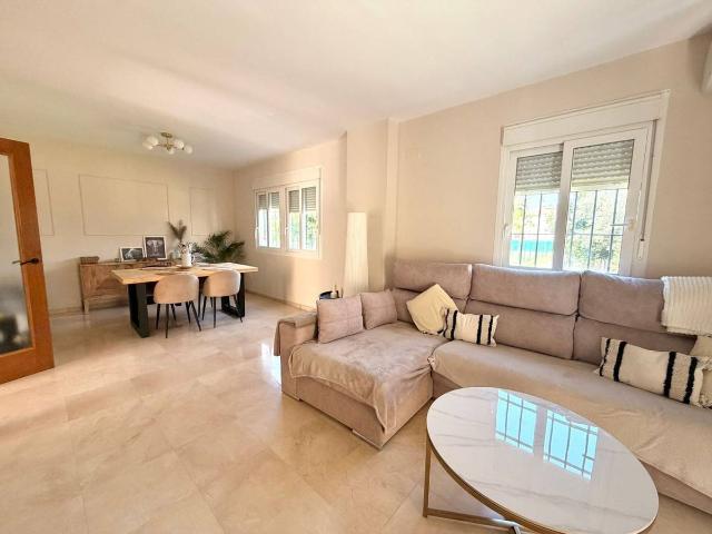 Casa chalet en Venta en Puertas del sur Guadabajaque
