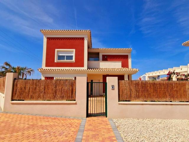 Casa chalet en Venta en Purias