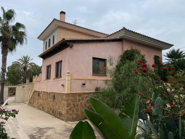 Casa chalet en Venta en Purias
