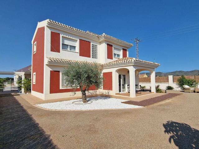 Casa chalet en Venta en Purias