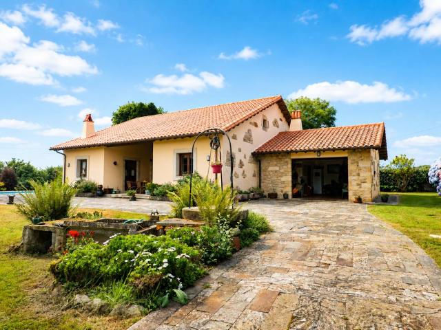Casa chalet en Venta en Quintes Arroes