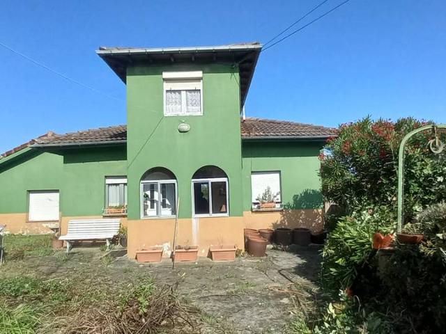 Casa chalet en Venta en Quintes Arroes