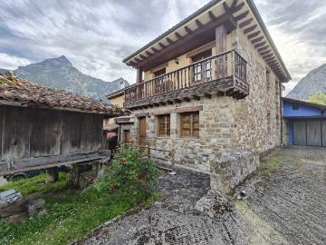 Casa chalet en Venta en Quirós