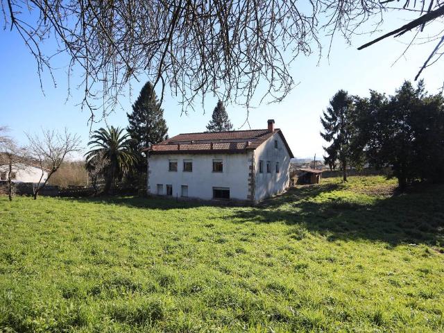 Casa chalet en Venta en Reocín