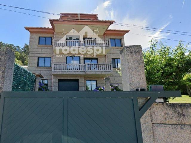 Casa chalet en Venta en Redondela