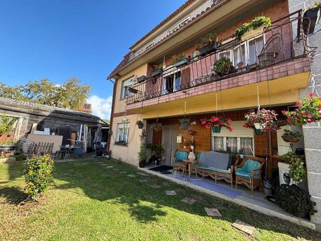 Casa chalet en Venta en Redondela