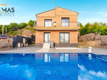 Casa chalet en Venta en Rellinars