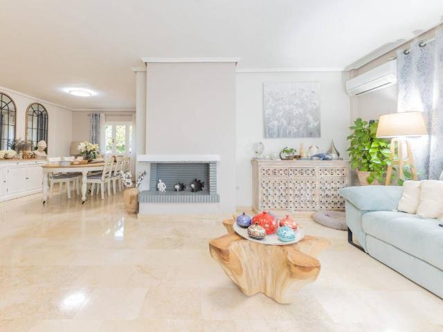 Casa chalet en Venta en Requena