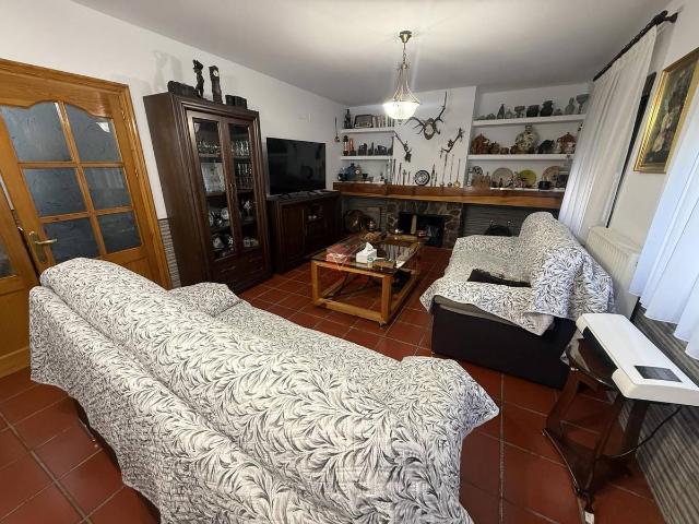 Casa chalet en Venta en Reyes Católicos Paseo San Antonio