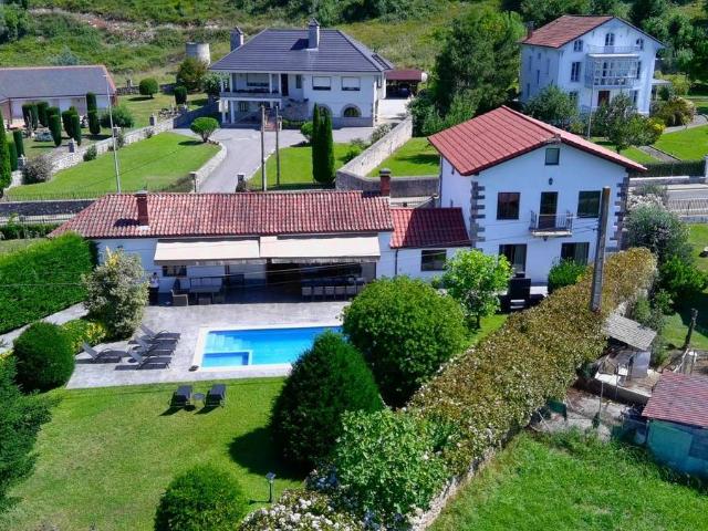 Casa chalet en Venta en Riotuerto