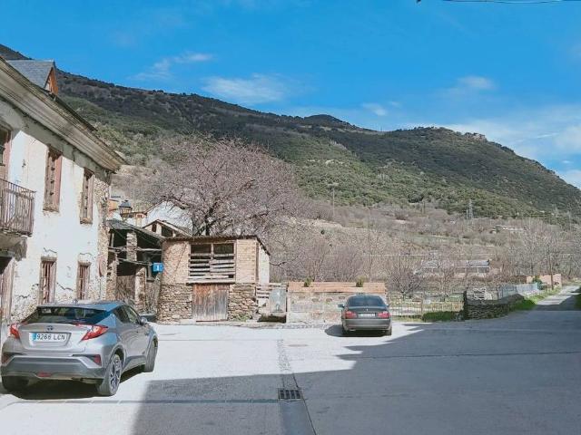 Casa chalet en Venta en Rialp