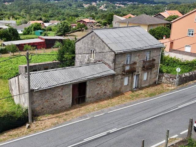 Casa chalet en Venta en Rianxo