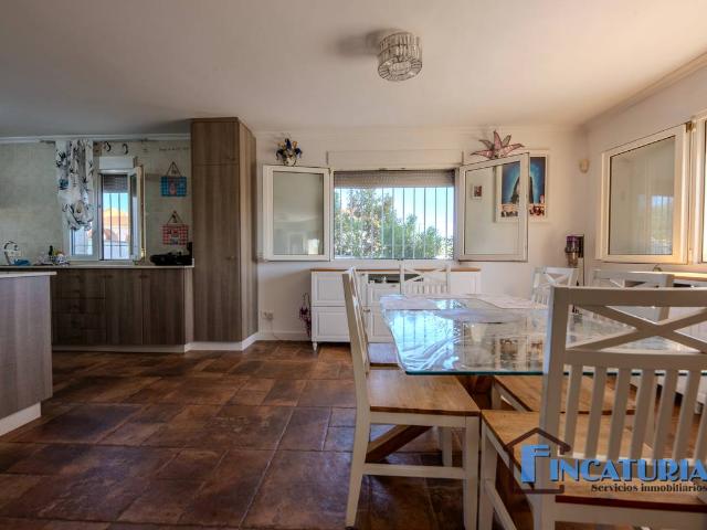 Casa chalet en Venta en Riba roja de Túria