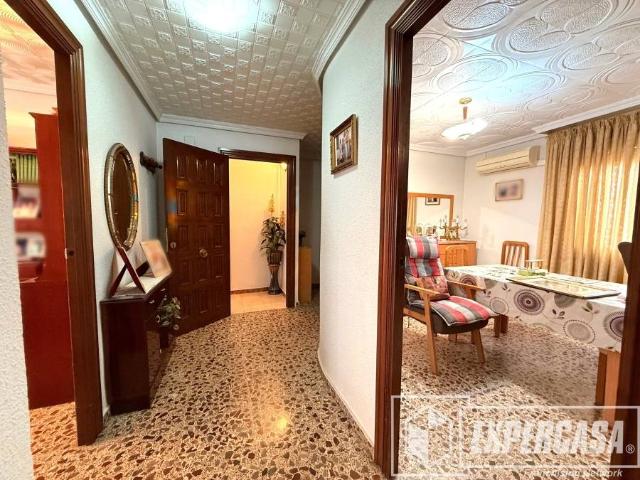 Casa chalet en Venta en Riba roja de Túria