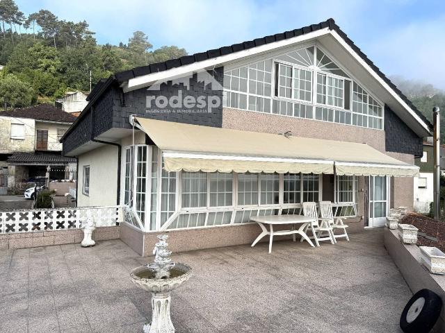 Casa chalet en Venta en Ribadavia