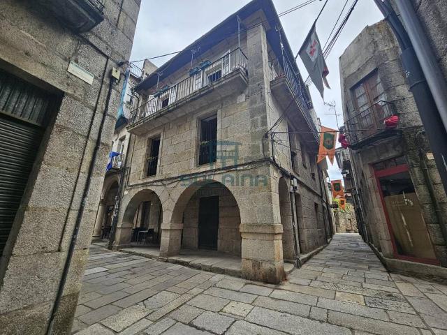 Casa chalet en Venta en Ribadavia