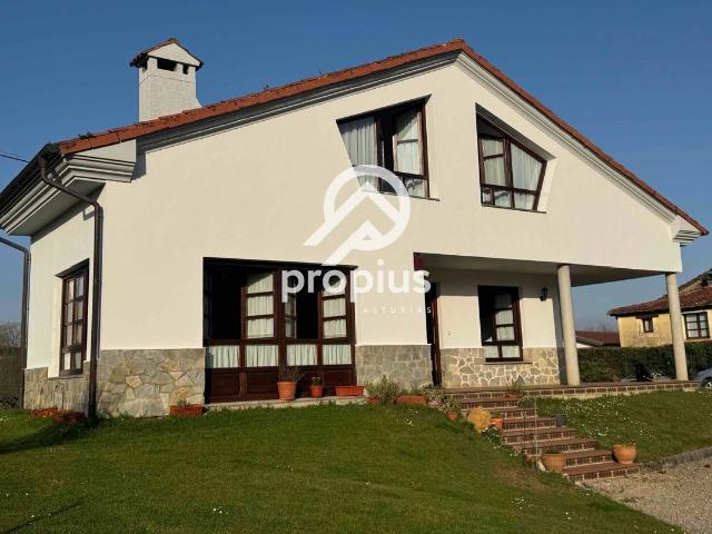 Casa chalet en Venta en Ribadedeva